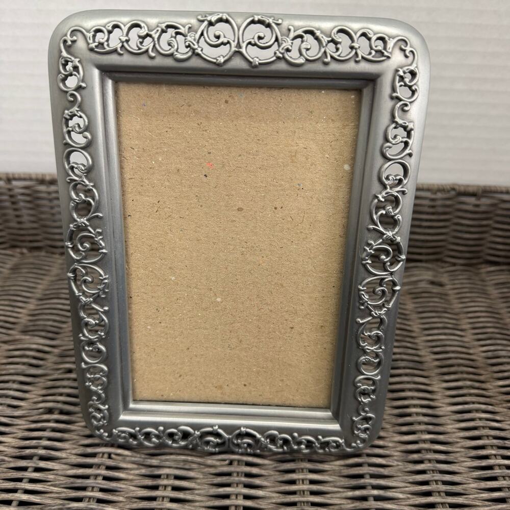 Malden Picture Frame 4x6 Faux Pewter Silver Scroll Design